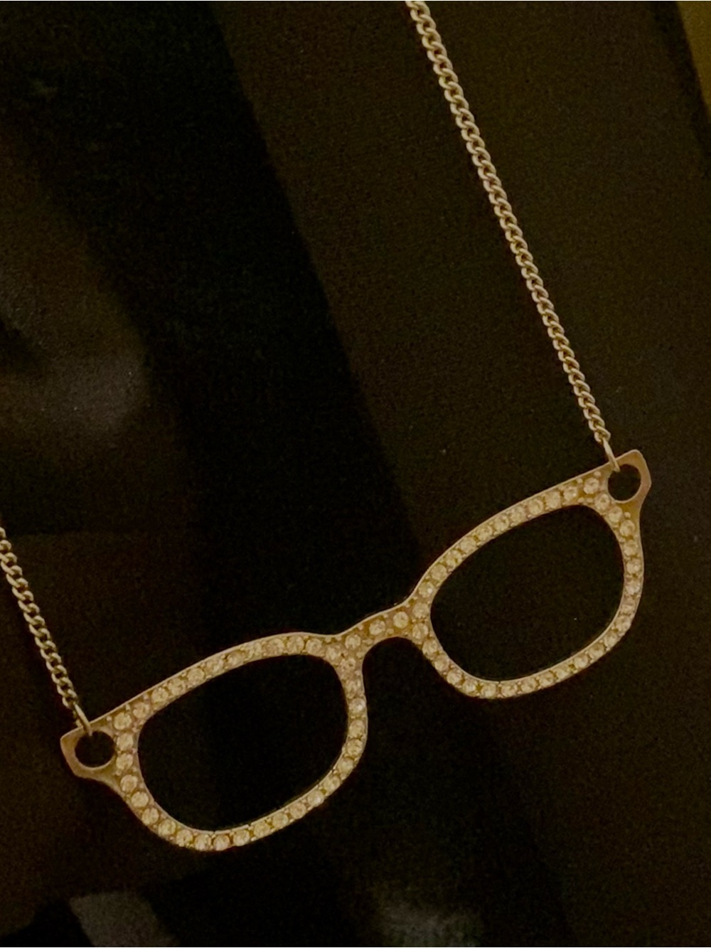 Necklace Eye glasses Silver-Tone Crystal Frame  Pendant attached to chain